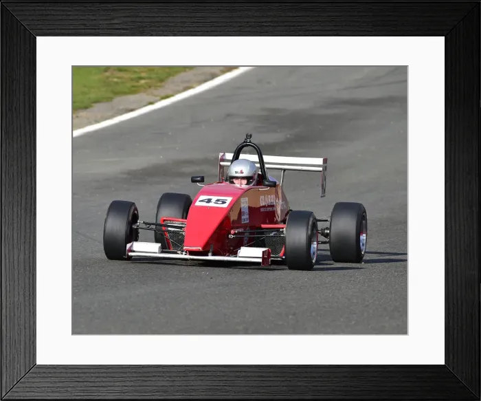 Framed Print : CM26 1894 Gavin Buckley, Leastone 1000 Framed Print : CM26 1894 Gavin Buckley, Leastone 1000