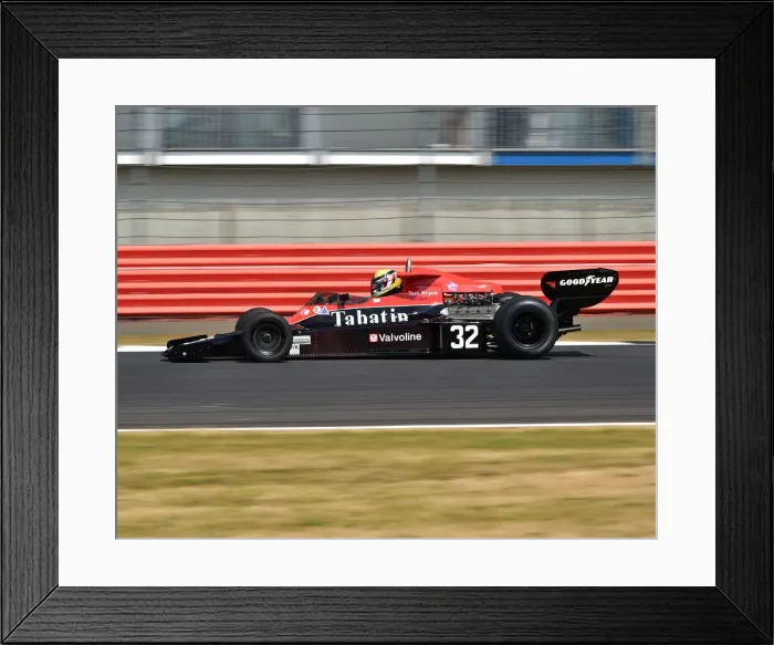 Framed Print : CM24 9511 Philip Hall, Shadow DN5 Framed Print : CM24 9511 Philip Hall, Shadow DN5