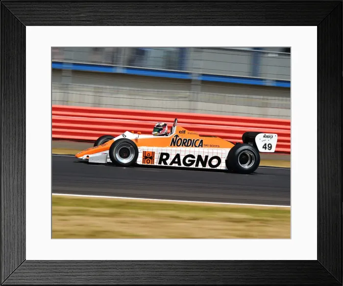 Framed Print : CM24 9527 Neil Glover, Arrows A5 Framed Print : CM24 9527 Neil Glover, Arrows A5