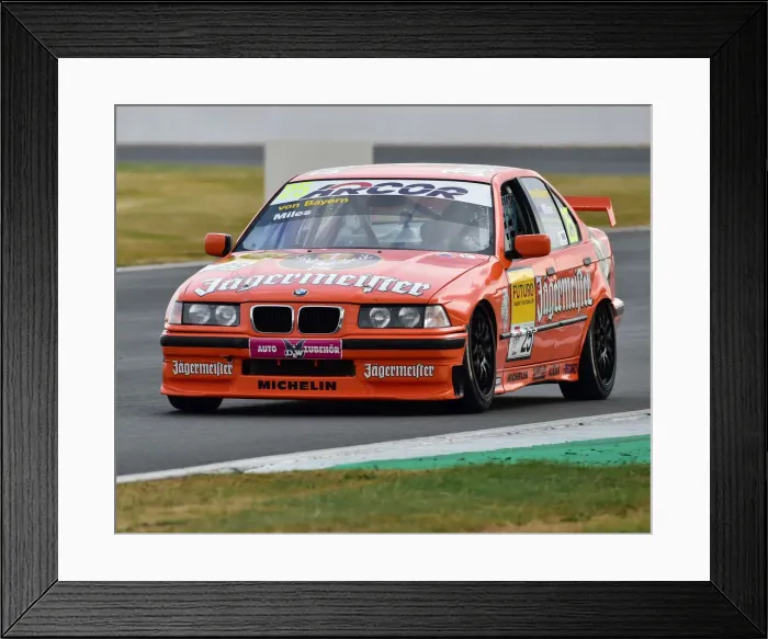 Framed Print : CM25 0158 Bruce Miles, BMW 320 Framed Print : CM25 0158 Bruce Miles, BMW 320