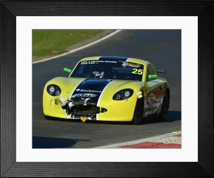 Framed Print : CJ7 6112 Casper Stevenson, Ginetta G40 Junior Framed Print : CJ7 6112 Casper Stevenson, Ginetta G40 Junior