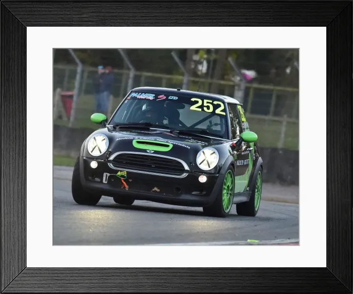 Framed Print : CM26 3262 Kevin Palmer, BMW Mini Cooper S Framed Print : CM26 3262 Kevin Palmer, BMW Mini Cooper S