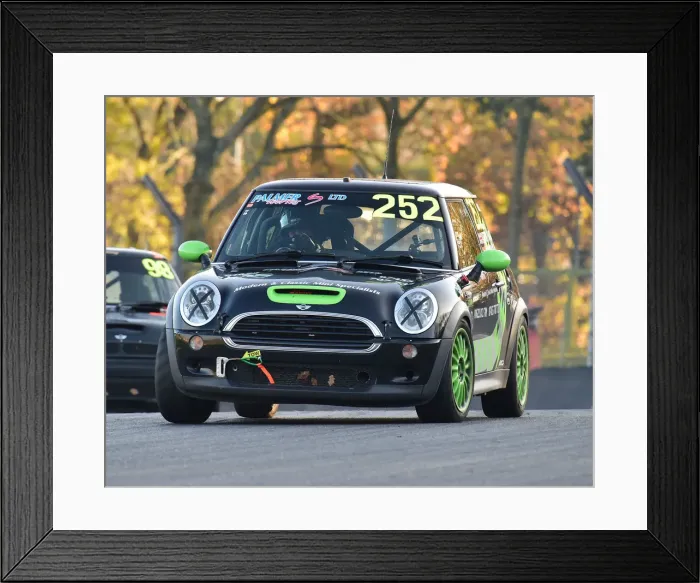 Framed Print : CM26 2959 Kevin Palmer, BMW Mini Cooper S Framed Print : CM26 2959 Kevin Palmer, BMW Mini Cooper S