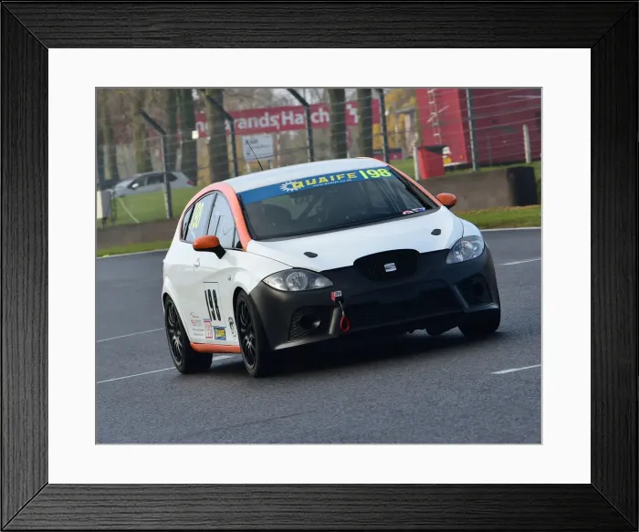Framed Print : CM26 2739 David Charlton, SEAT Leon Framed Print : CM26 2739 David Charlton, SEAT Leon