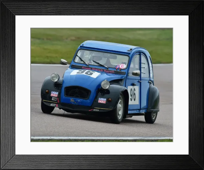 Framed Print : CM26 3828 Chris Hall, Citroen 2CV Framed Print : CM26 3828 Chris Hall, Citroen 2CV