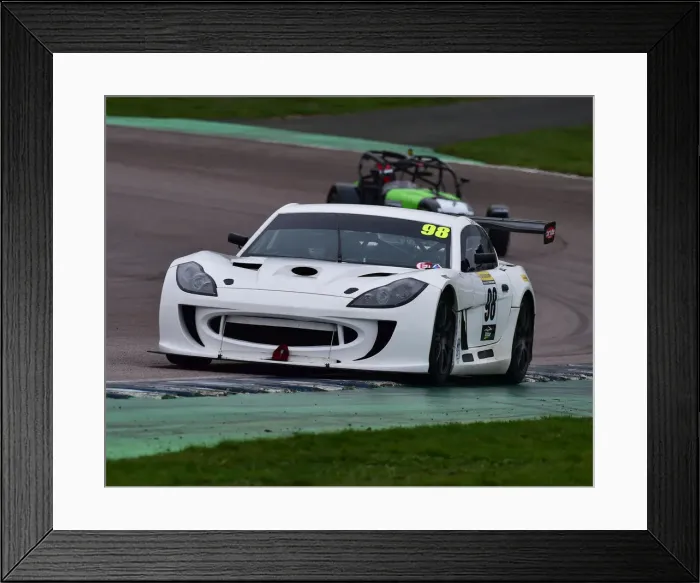 Framed Print : CM26 4013 Lee Frost, Ginetta G55