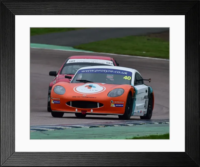 Framed Print : CM26 3994 Nicholas Halstead, Ginetta G40 GT5 Framed Print : CM26 3994 Nicholas Halstead, Ginetta G40 GT5