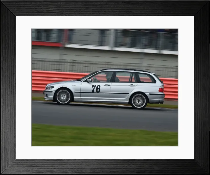 Framed Print : CM26 7100 Jon Payne, BMW 3 Series Touring Framed Print : CM26 7100 Jon Payne, BMW 3 Series Touring