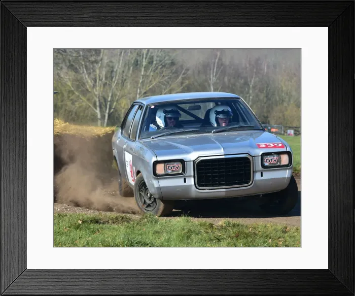 Framed Print : CM26 7504 Ian Houston, Vauxhall Victor VX490 Framed Print : CM26 7504 Ian Houston, Vauxhall Victor VX490