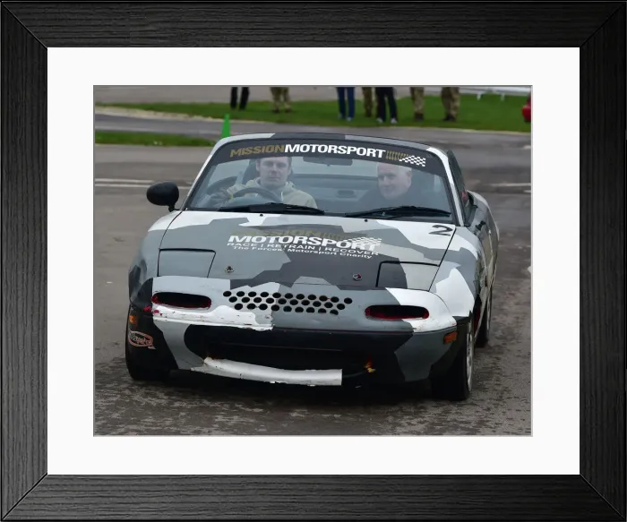 Framed Print : CM26 8882 Mazda MX-5 Framed Print : CM26 8882 Mazda MX-5