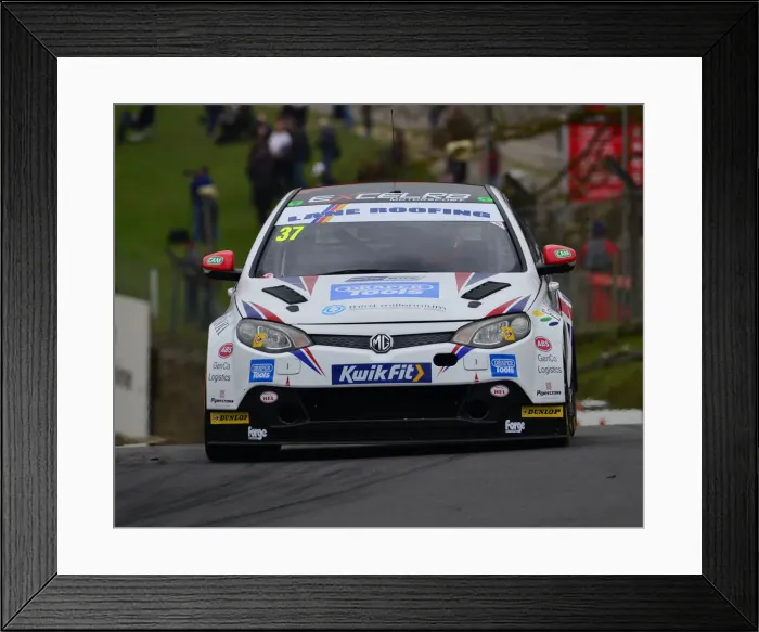 Framed Print : CJ7 7565 Rob Smith, MG6 Framed Print : CJ7 7565 Rob Smith, MG6