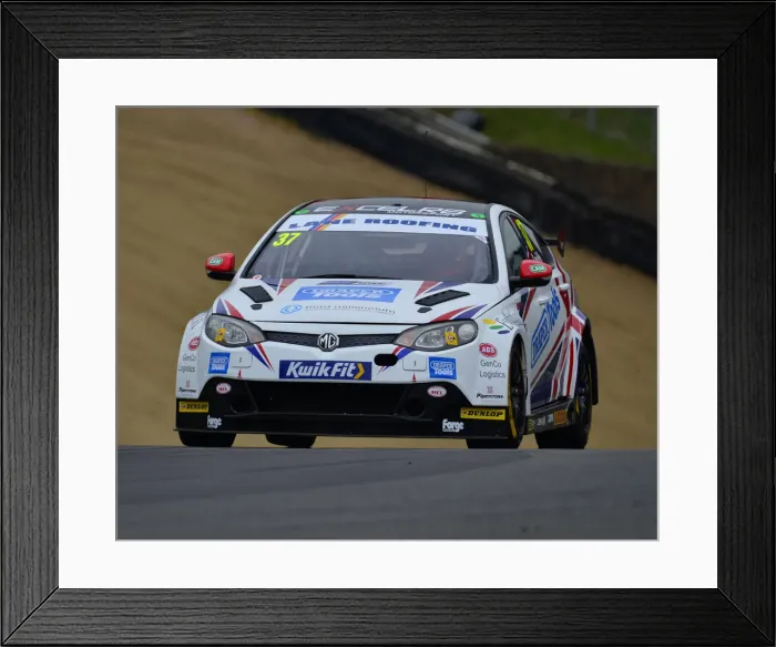 Framed Print : CJ7 7527 Rob Smith, MG6