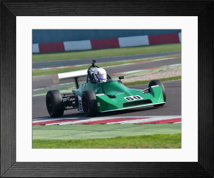 Framed Print : CM27 0062 Jonathan Baines, Royale RP30 Framed Print : CM27 0062 Jonathan Baines, Royale RP30