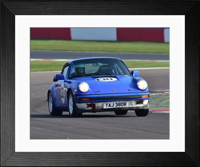 Framed Print : CM27 0184 Peter Williams, Porsche 911 SC Framed Print : CM27 0184 Peter Williams, Porsche 911 SC