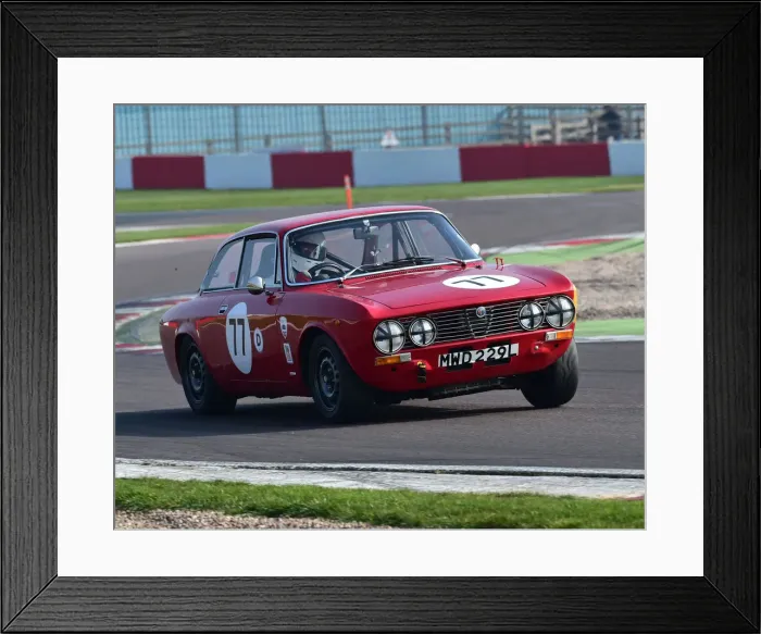 Framed Print : CM27 0120 Simon Holmesmith, Alfa Romeo 2000 GTV Framed Print : CM27 0120 Simon Holmesmith, Alfa Romeo 2000 GTV