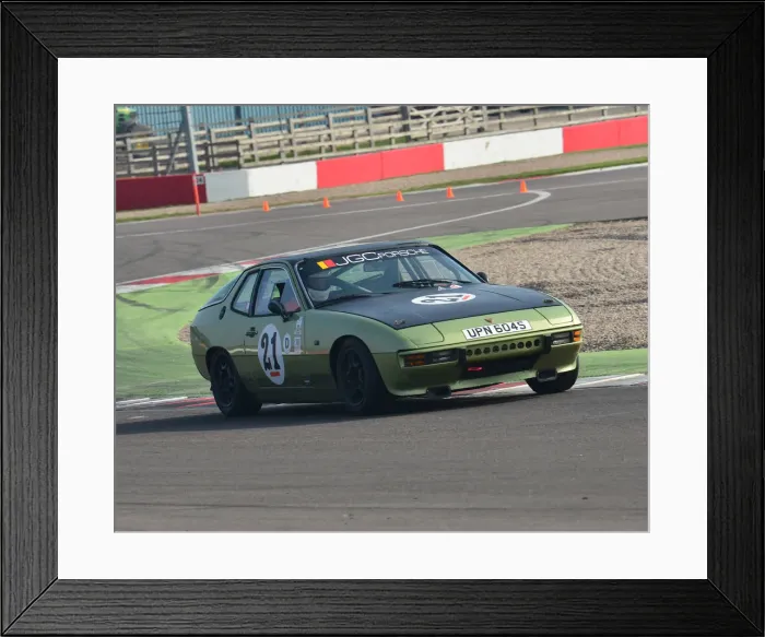 Framed Print : CJ7 7673 Will Morton, Porsche 924 Framed Print : CJ7 7673 Will Morton, Porsche 924