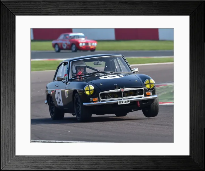 Framed Print : CM27 0194 Mark Bennett, MGB GTV8 Framed Print : CM27 0194 Mark Bennett, MGB GTV8