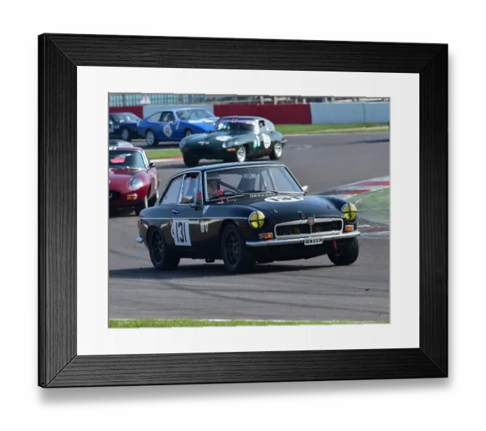 Framed Print : CM27 0100 Mark Bennett, MGB GTV8