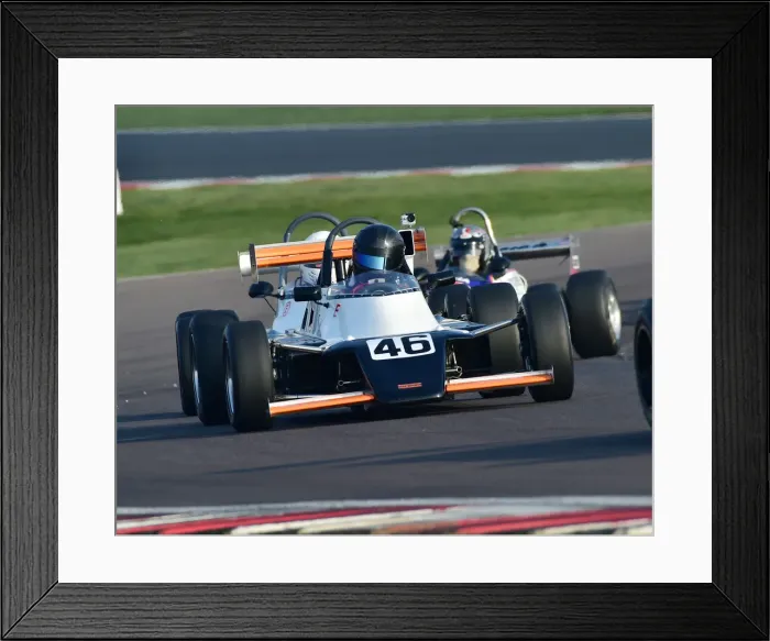 Framed Print : CM27 0667 Steve Collier, Van Diemen RF82 Framed Print : CM27 0667 Steve Collier, Van Diemen RF82