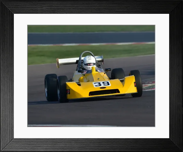 Framed Print : CM27 0675 Michael Conway, Royale RP27 Framed Print : CM27 0675 Michael Conway, Royale RP27