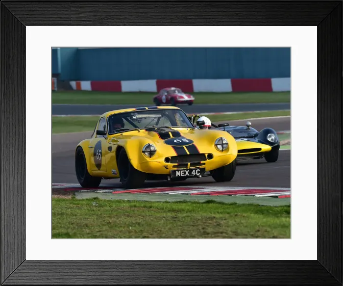 Framed Print : CM27 0618 Peter Thompson, TVR Griffith Framed Print : CM27 0618 Peter Thompson, TVR Griffith