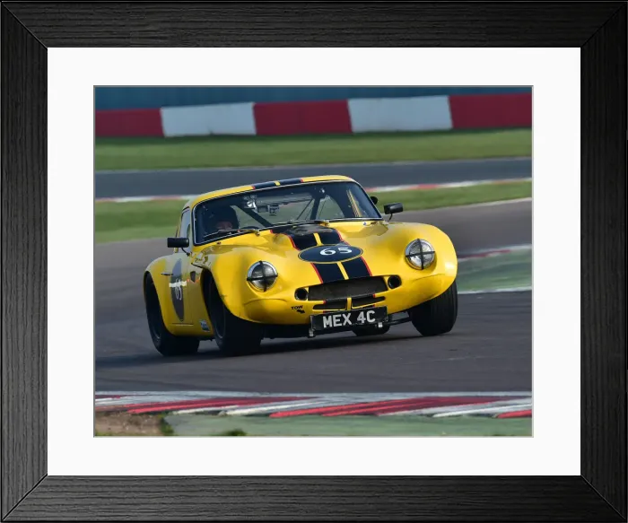 Framed Print : CM27 0555 Peter Thompson, TVR Griffith Framed Print : CM27 0555 Peter Thompson, TVR Griffith