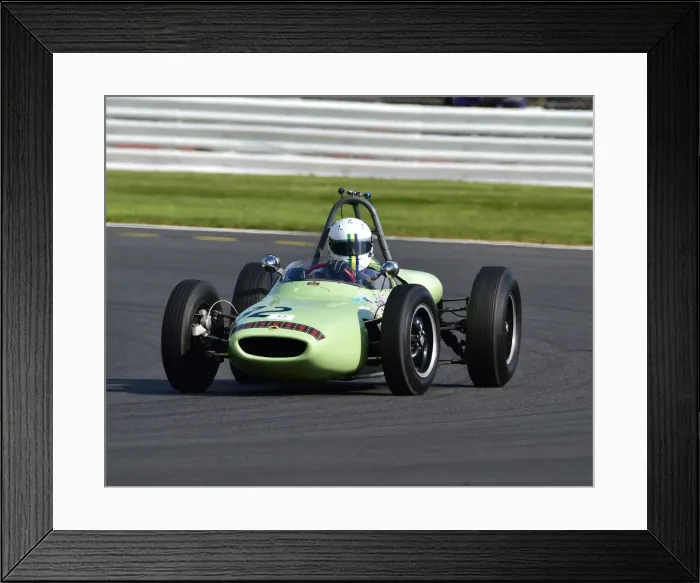 Framed Print : CM27 6052 Bernardo Hartogs, Lotus 18-21 Framed Print : CM27 6052 Bernardo Hartogs, Lotus 18-21