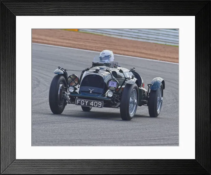 Framed Print : CM27 5527 Alan Middleton, Aston Martin Speed Red Dragon Framed Print : CM27 5527 Alan Middleton, Aston Martin Speed Red Dragon