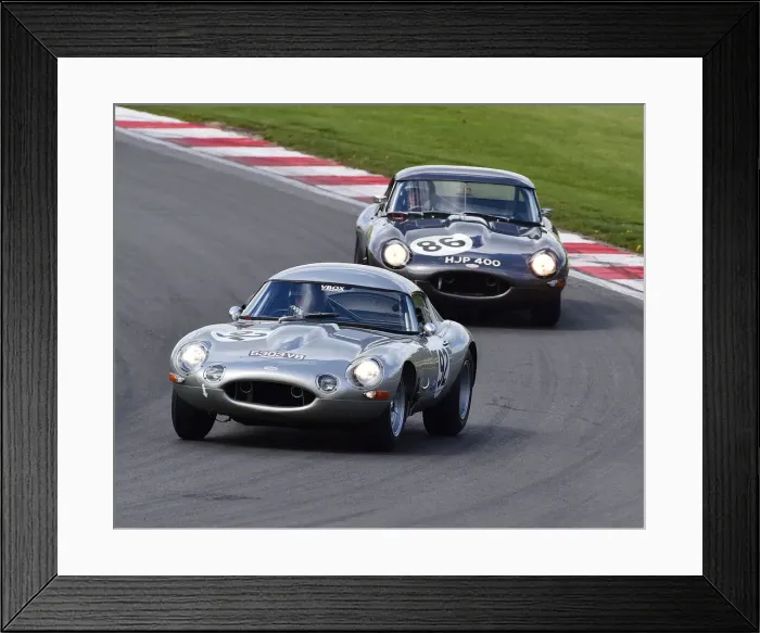 Framed Print : CM27 6438 Julian Thomas, Calum Lockie, John Pearson, Gary Pearson, Jaguar E-Type Framed Print : CM27 6438 Julian Thomas, Calum Lockie, John Pearson, Gary Pearson, Jaguar E-Type