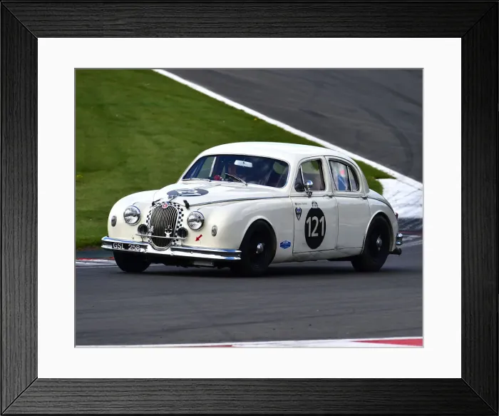 Framed Print : CM27 6410 Glenn Pearson, Peter Dorlin, Jaguar Mk1 Framed Print : CM27 6410 Glenn Pearson, Peter Dorlin, Jaguar Mk1