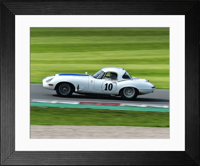 Framed Print : CM27 6401 Simon Butler, Martin Rich, Jaguar E-Type Framed Print : CM27 6401 Simon Butler, Martin Rich, Jaguar E-Type