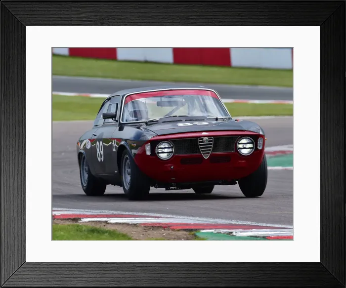 Framed Print : CM27 6906 Andrew Banks, Maxim Banks, Alfa Romeo Giulia Sprint GTA Framed Print : CM27 6906 Andrew Banks, Maxim Banks, Alfa Romeo Giulia Sprint GTA
