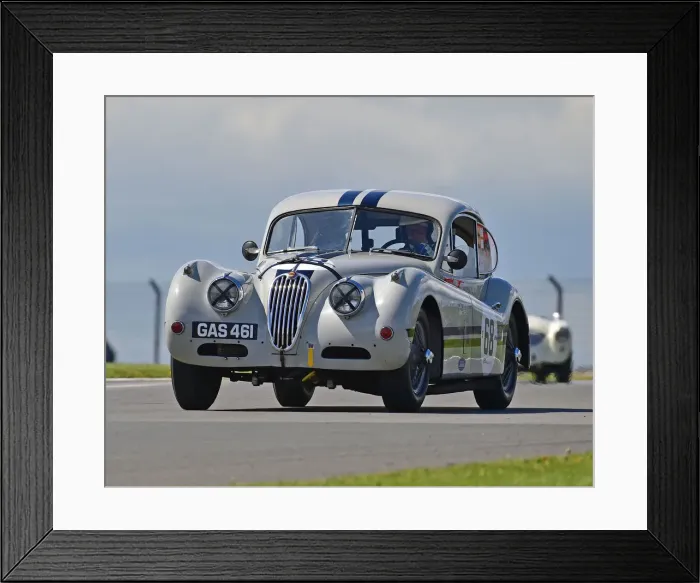 Framed Print : CM27 6540 Read Gomm, Marc Gordon, Jaguar XK140 FHC
