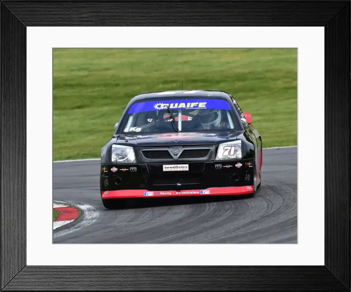 Framed Print : CM28 3937 Simon Ward, Pickup Truck Framed Print : CM28 3937 Simon Ward, Pickup Truck