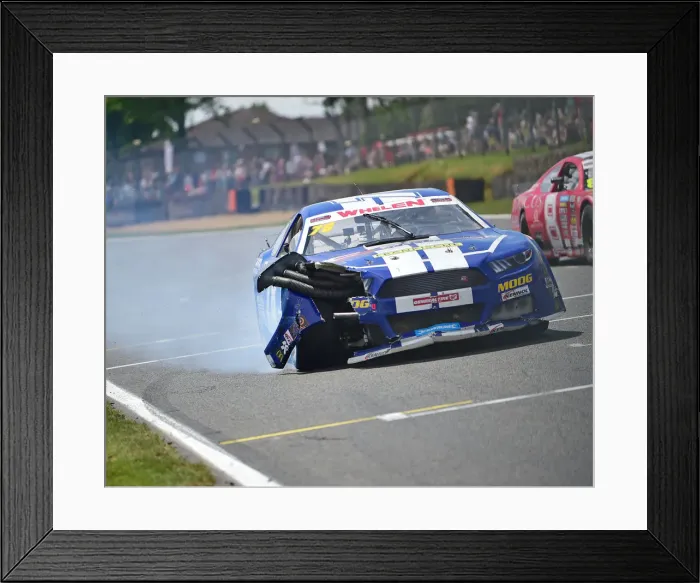 Framed Print : CM28 3552 Marc Goossens, Ford Mustang