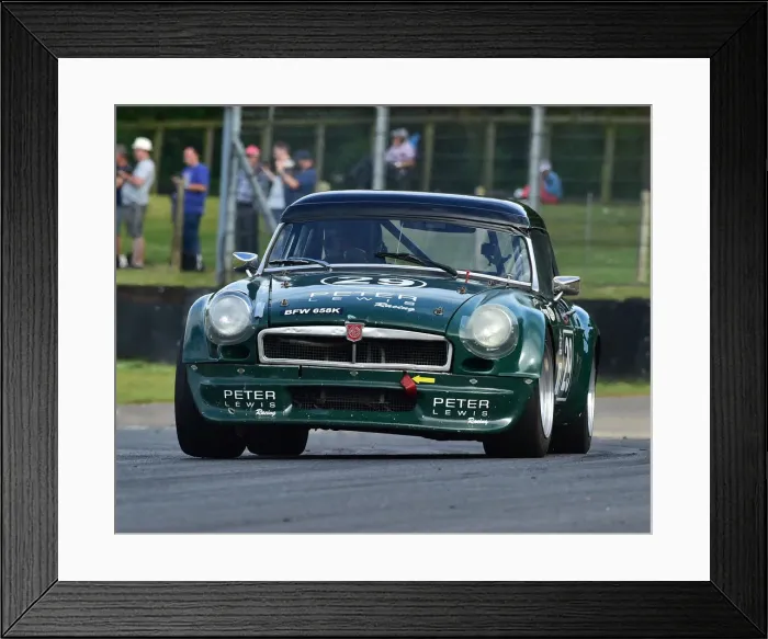 Framed Print : CM28 4517 Guy Samuels, MGB V8