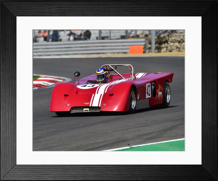 Framed Print : CM28 0581 Tom Bradshaw, Chevron B19