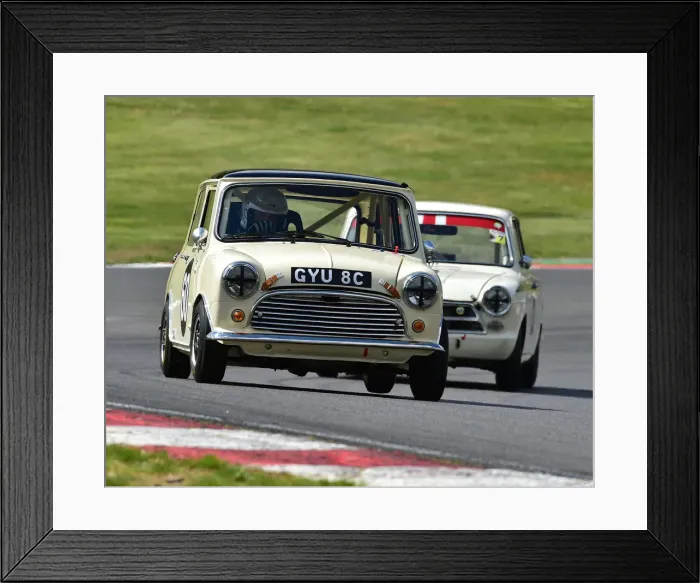 Framed Print : CM27 9668 Andrew Cameron, Morris Mini Cooper S