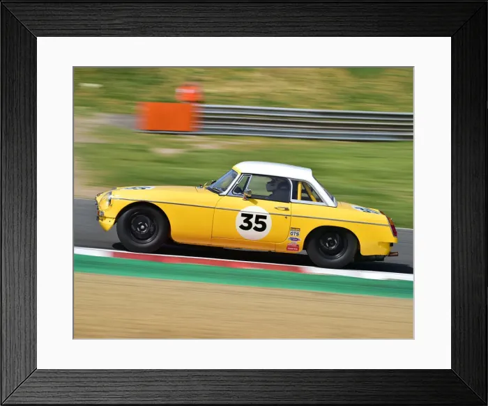 Framed Print : CM28 0559 Tim Greenhill, MGB Framed Print : CM28 0559 Tim Greenhill, MGB