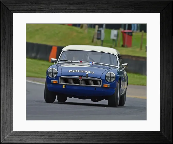 Framed Print : CM28 1663 Olivia Wilkinson, Rupert West, MGB Roadster Framed Print : CM28 1663 Olivia Wilkinson, Rupert West, MGB Roadster