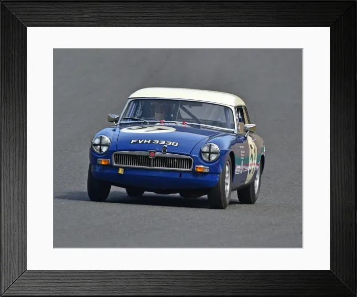 Framed Print : CM28 0517 Olivia Wilkinson, Rupert West, MGB Roadster Framed Print : CM28 0517 Olivia Wilkinson, Rupert West, MGB Roadster