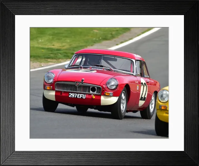 Framed Print : CM28 0506 Tom Smith, MGB Framed Print : CM28 0506 Tom Smith, MGB