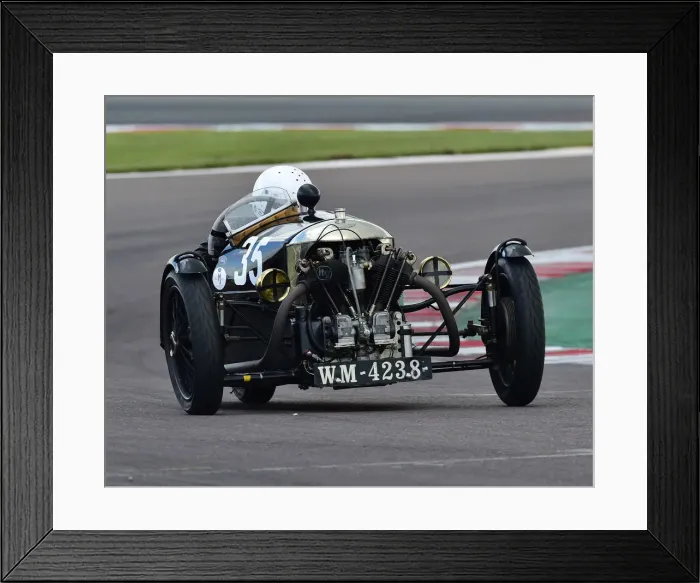 Framed Print : CM27 7201 Ewan Cameron, Sue Darbyshire, Morgan Super Aero Framed Print : CM27 7201 Ewan Cameron, Sue Darbyshire, Morgan Super Aero
