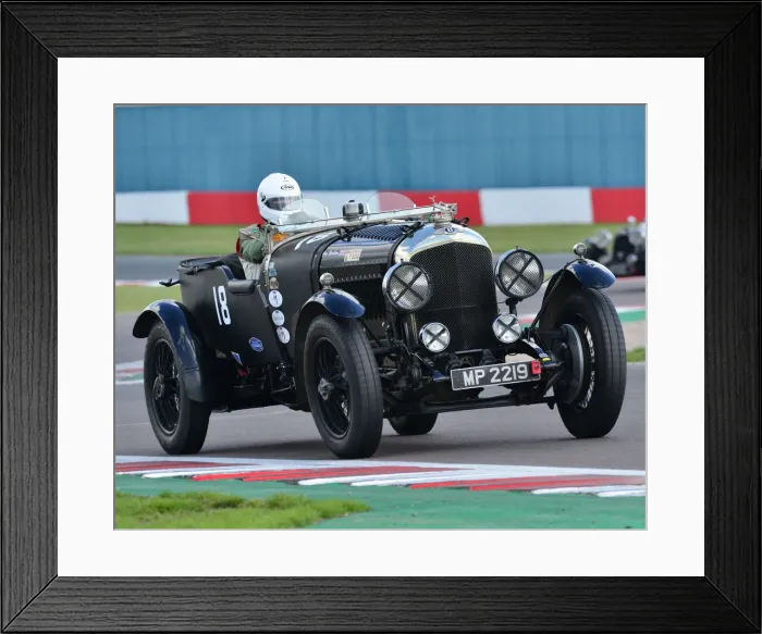 Framed Print : CJ7 8427 Guy Northam, Bentley 4 Framed Print : CJ7 8427 Guy Northam, Bentley 4