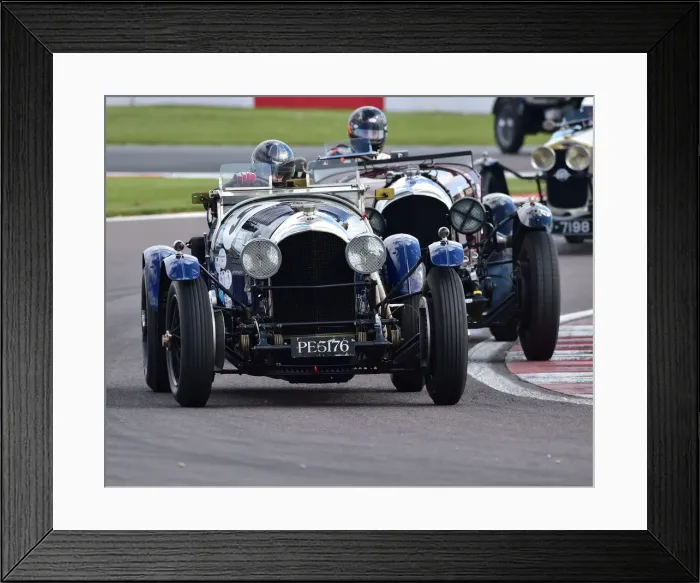 Framed Print : CM27 7125 Richard Hudson, Stuart Morley, Bentley 3-4 Framed Print : CM27 7125 Richard Hudson, Stuart Morley, Bentley 3-4
