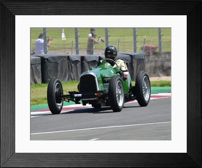 Framed Print : CM28 4868 Tony Lees, AC: GN Cognac Framed Print : CM28 4868 Tony Lees, AC: GN Cognac