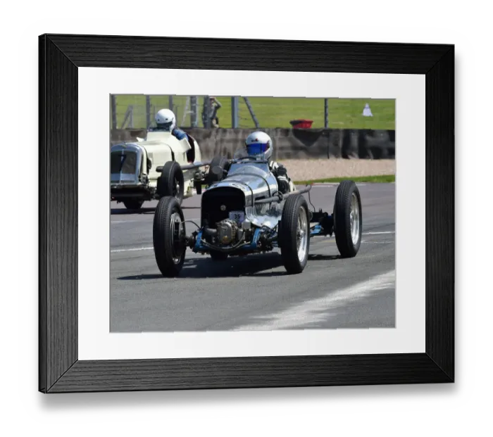Framed Print : CM28 4799 Thomas Hardman, MG Bellevue Special Framed Print : CM28 4799 Thomas Hardman, MG Bellevue Special