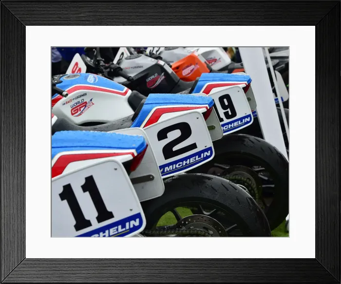 Framed Print : CM29 0211 The Race of Legends, World GP Bike Legends Framed Print : CM29 0211 The Race of Legends, World GP Bike Legends
