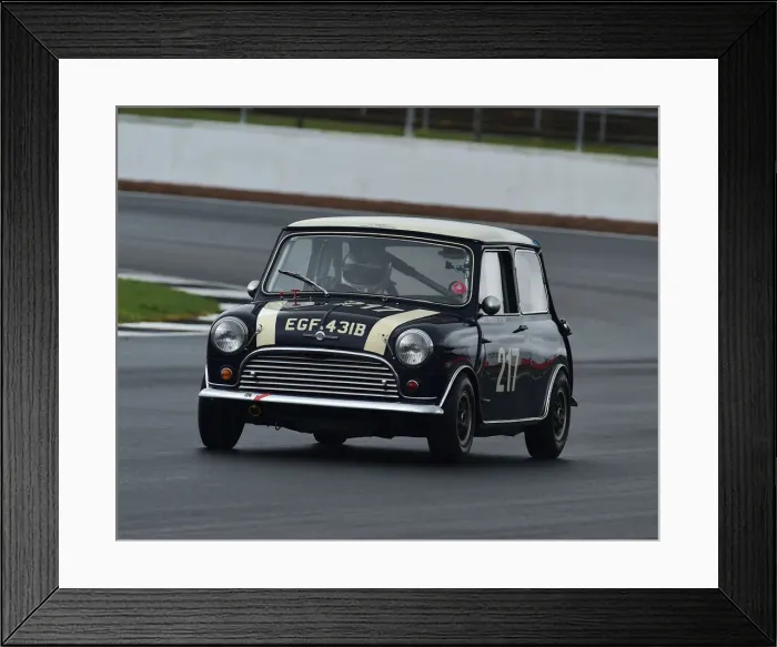 Framed Print : CM29 1296 William Lynch, Morris Mini Cooper S