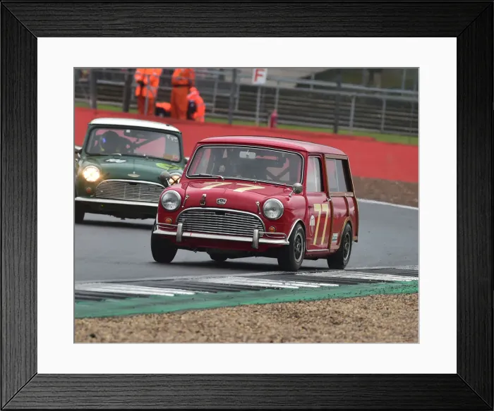 Framed Print : CM29 1253 Mark Burnett, Austin Mini Countryman Framed Print : CM29 1253 Mark Burnett, Austin Mini Countryman